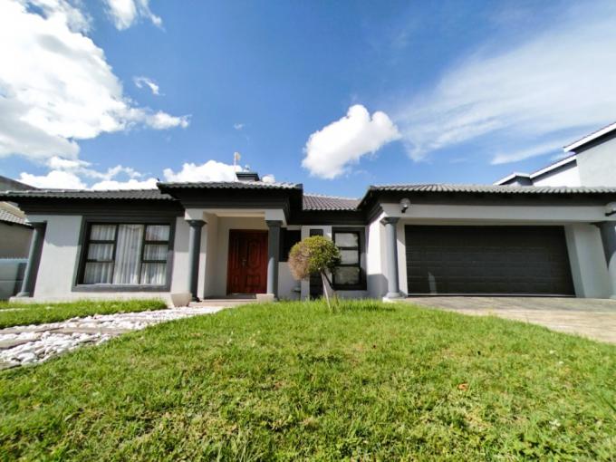 3 Bedroom House for Sale For Sale in Bendor - MR674177