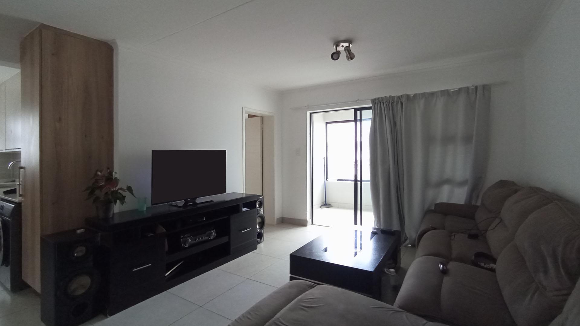 Lounges - 20 square meters of property in Irene