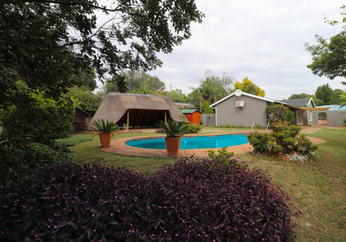 5 Bedroom House for Sale For Sale in Johannesburg North - MR674242