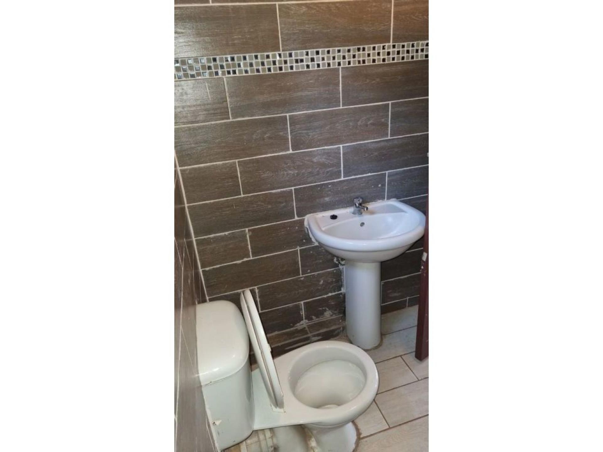  of property in Thohoyandou