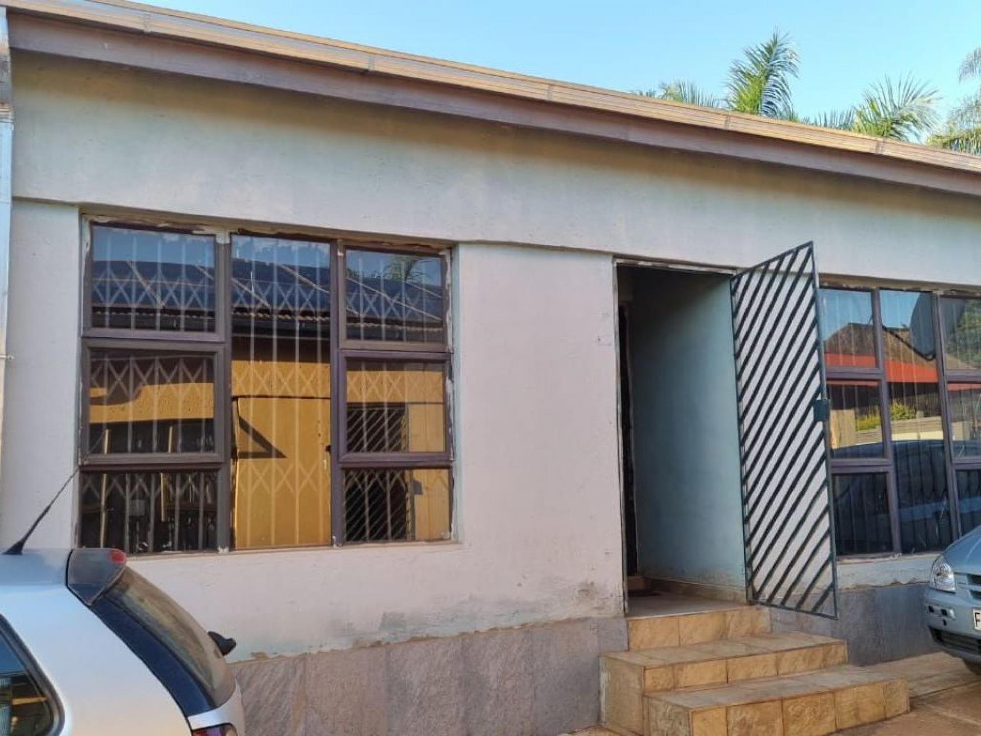  of property in Thohoyandou