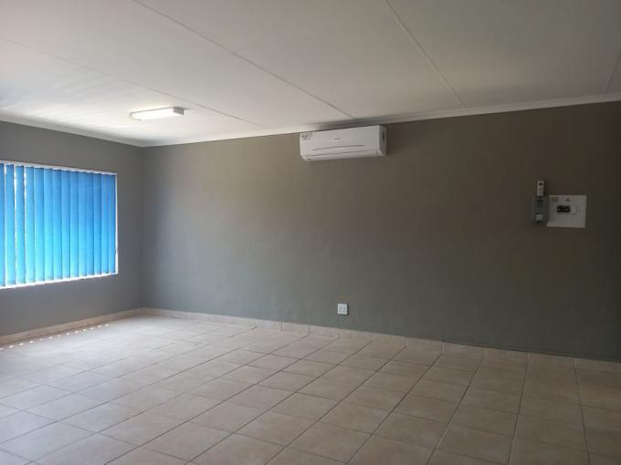 Land to Rent in Rustenburg - Property to rent - MR674286