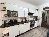  of property in Clubview