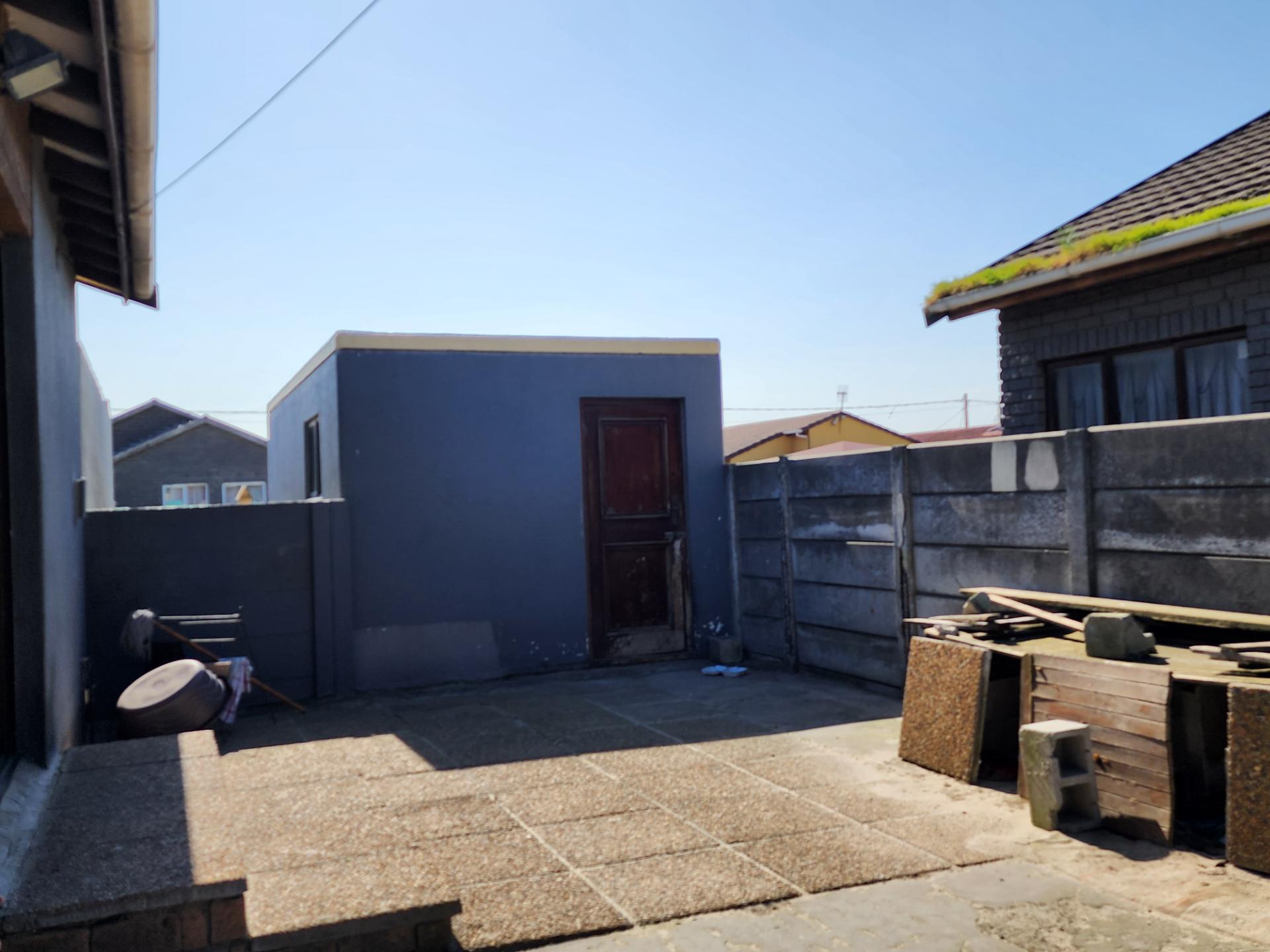  of property in Khayelitsha