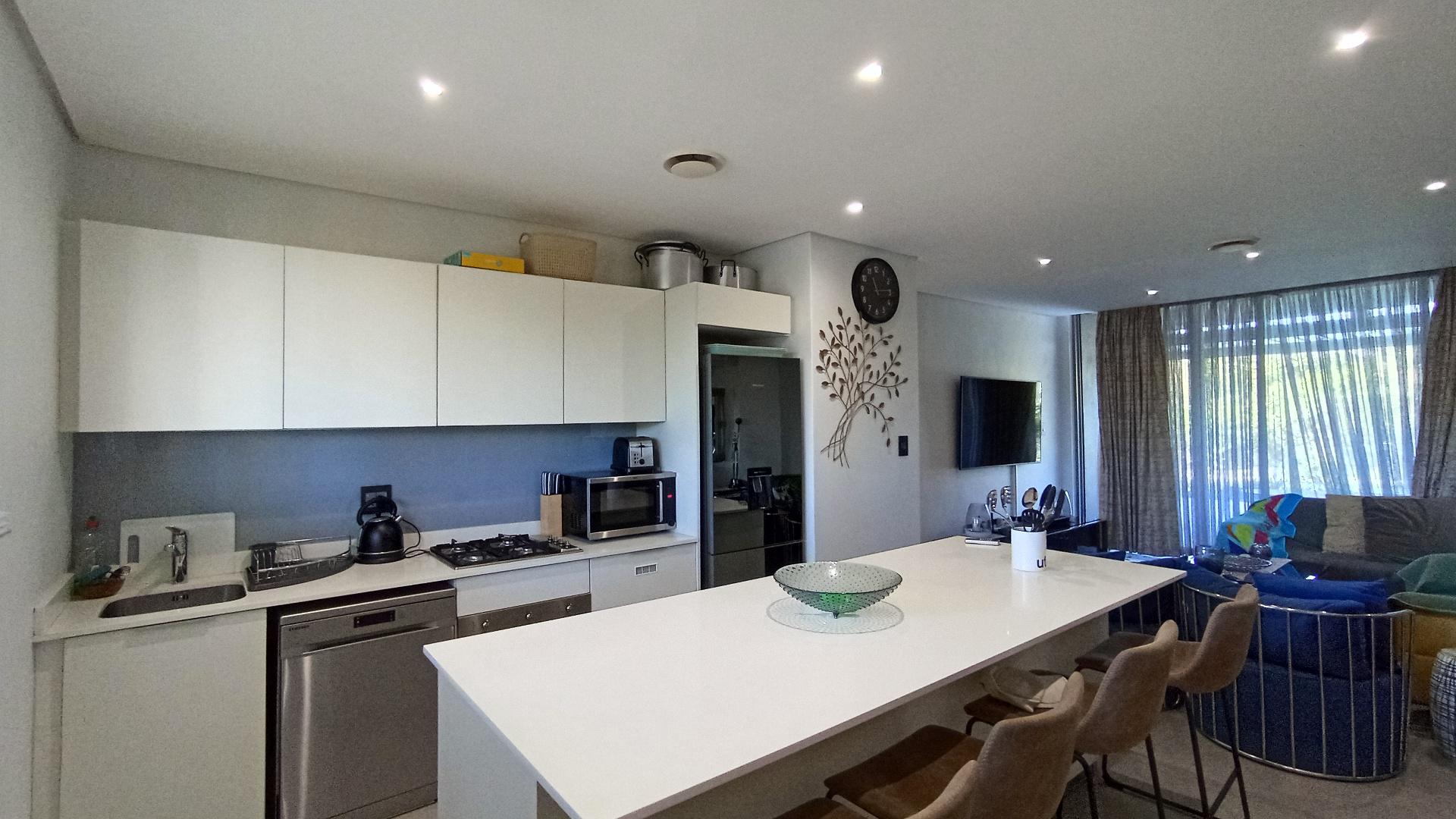 Kitchen - 18 square meters of property in Hillhead