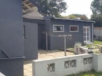  of property in Alan Manor