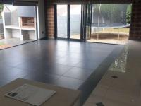  of property in Alan Manor