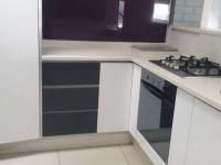  of property in Alan Manor