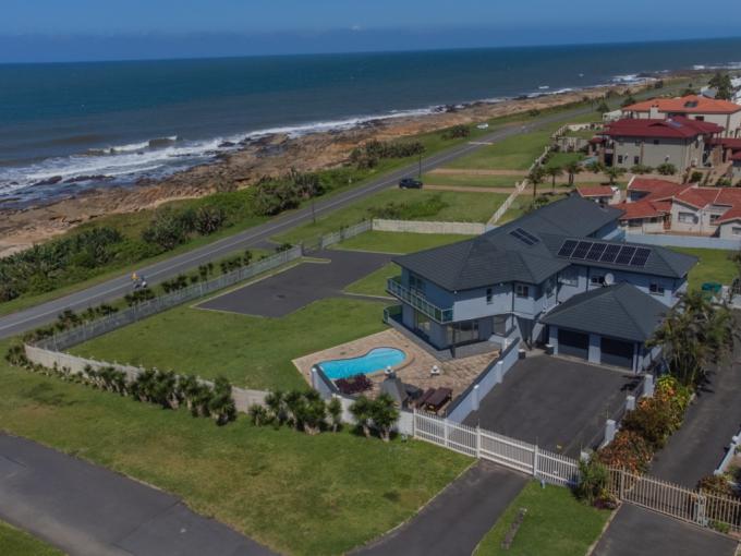 6 Bedroom House for Sale For Sale in Uvongo - MR674333