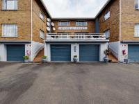 2 Bedroom 2 Bathroom Flat/Apartment for Sale for sale in Doonside