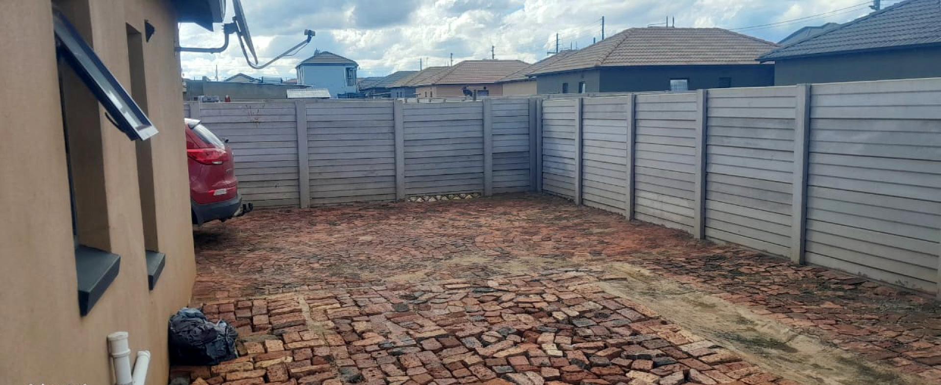  of property in Protea Glen