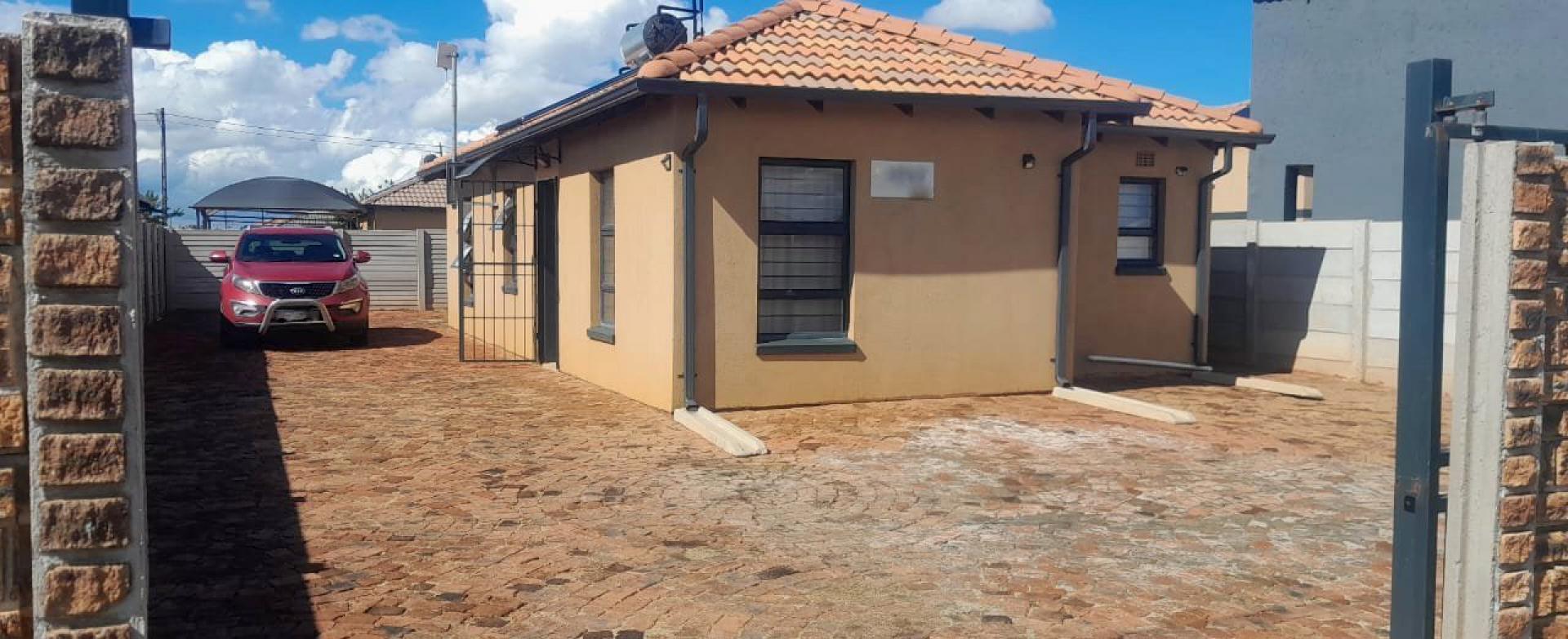  of property in Protea Glen