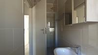 Bathroom 2 - 4 square meters of property in Rooihuiskraal North