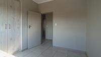 Bed Room 1 - 9 square meters of property in Rooihuiskraal North