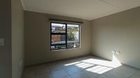 Lounges - 15 square meters of property in Rooihuiskraal North