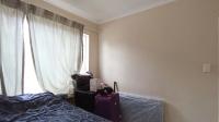Bed Room 2 - 10 square meters of property in Sonneglans