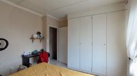 Bed Room 1 - 12 square meters of property in Sonneglans