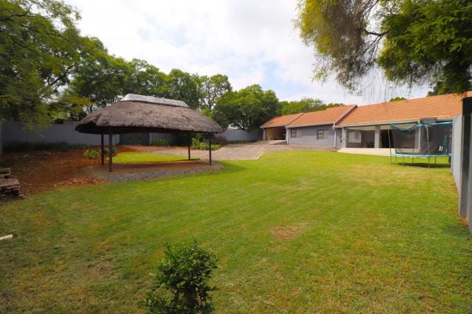 3 Bedroom House for Sale For Sale in Craighall - MR674387