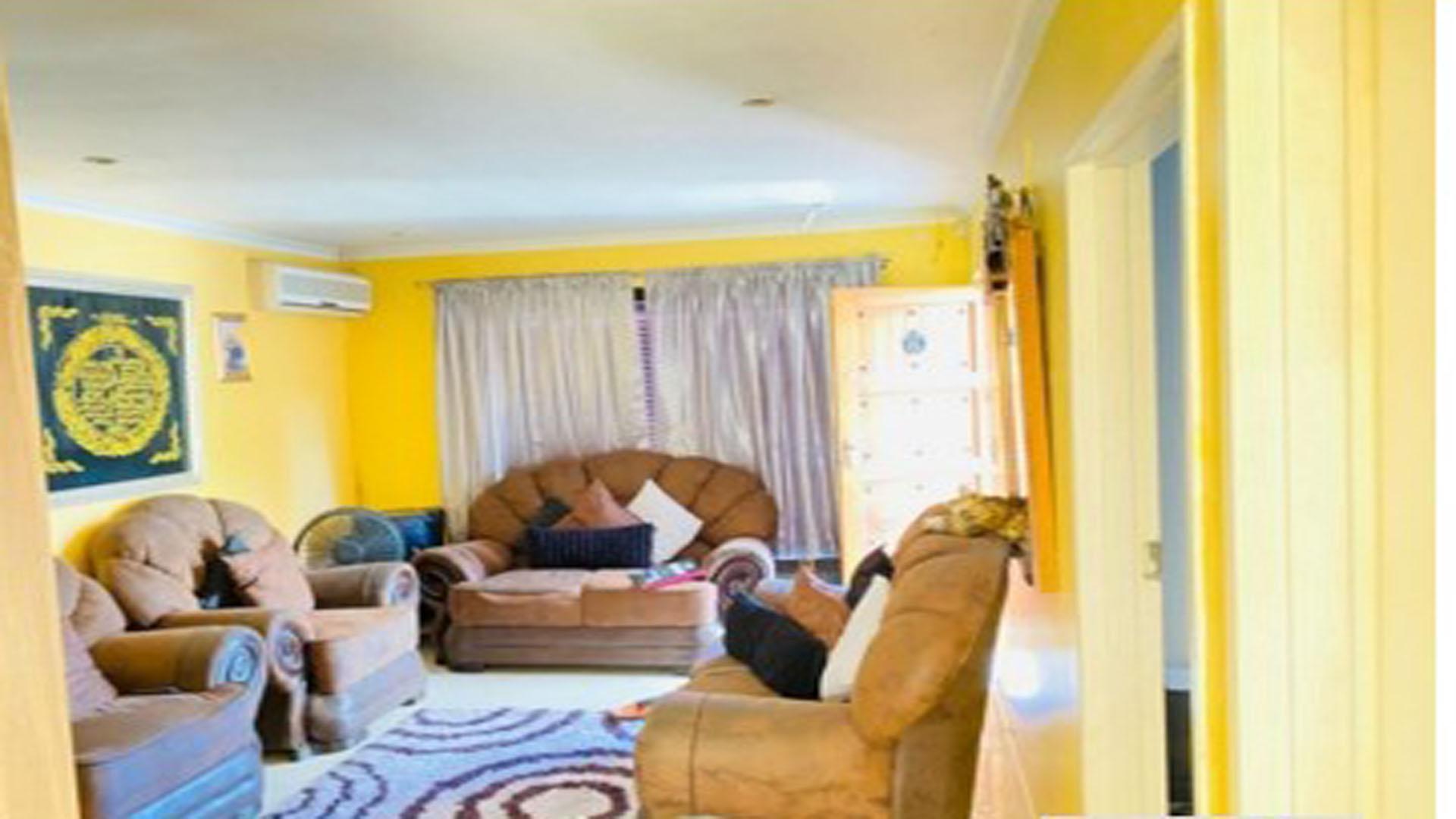 Lounges of property in Wetton