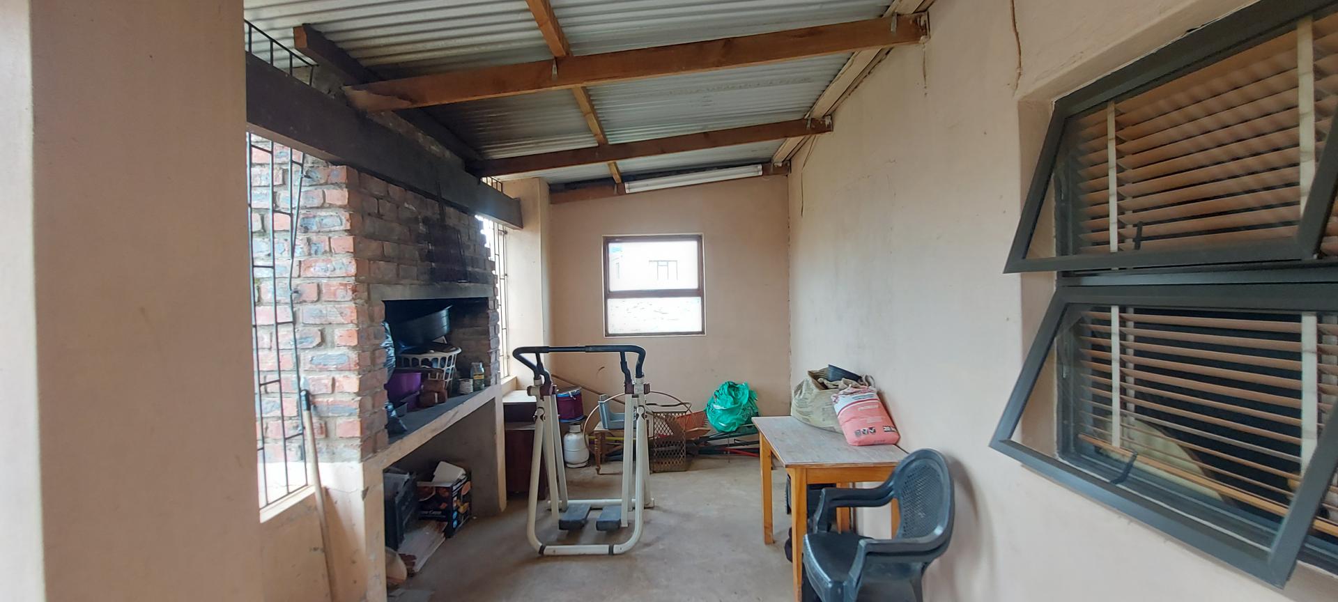 Entertainment of property in Riversdale WC