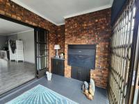 2 Bedroom 1 Bathroom Simplex for Sale for sale in Florentia