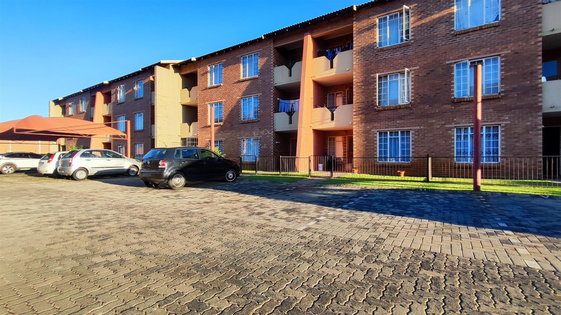 Front View of property in Comet