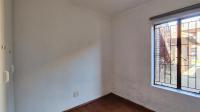 Bed Room 1 - 8 square meters of property in Edleen