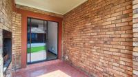 Patio - 8 square meters of property in Edleen