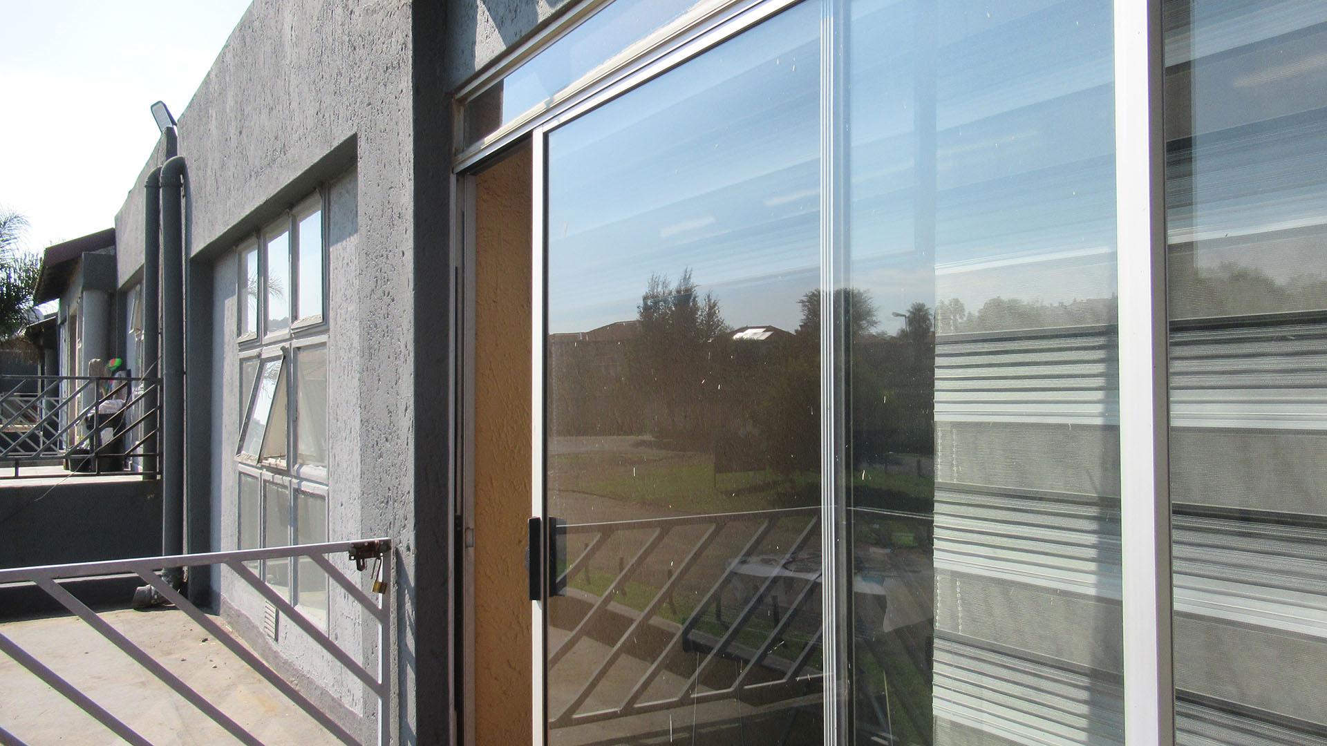 Balcony - 5 square meters of property in Mulbarton