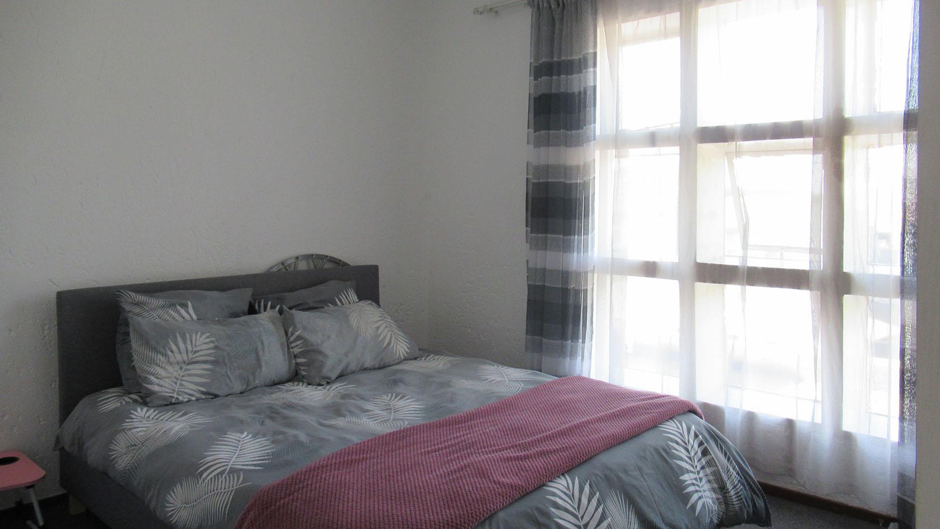 Bed Room 2 - 13 square meters of property in Mulbarton