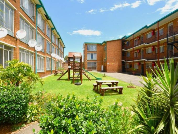 2 Bedroom Apartment for Sale For Sale in Elsburg - MR674603