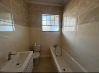 Bathroom 2 of property in Denlee