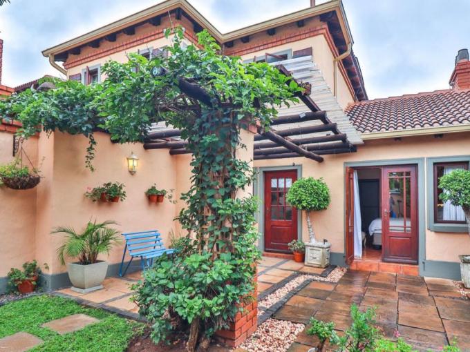 3 Bedroom House for Sale For Sale in Olympus - MR674636