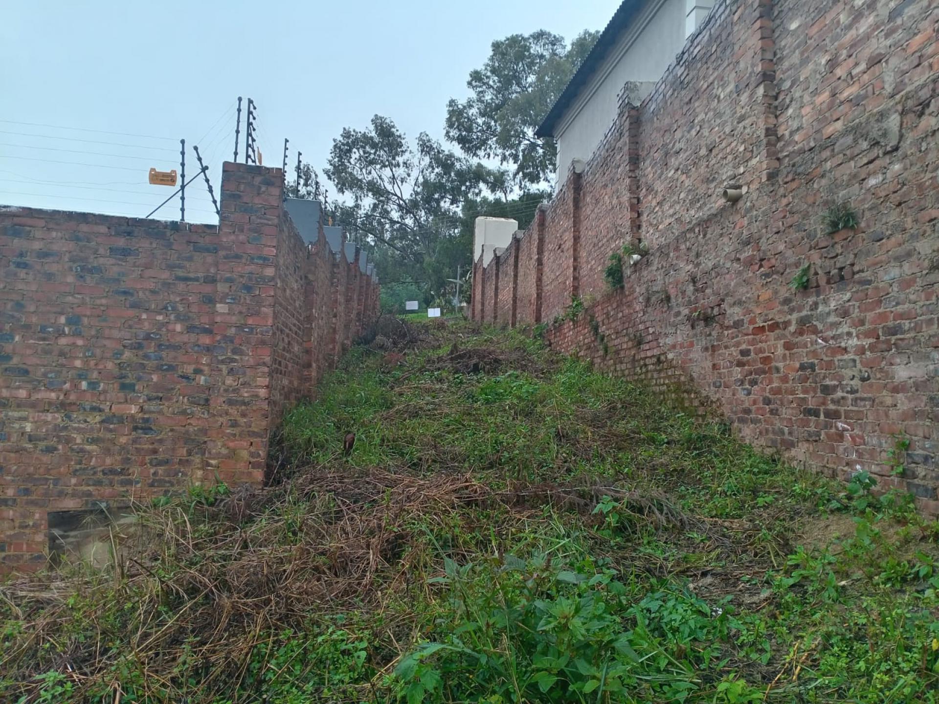  of property in Waterkloof Heights