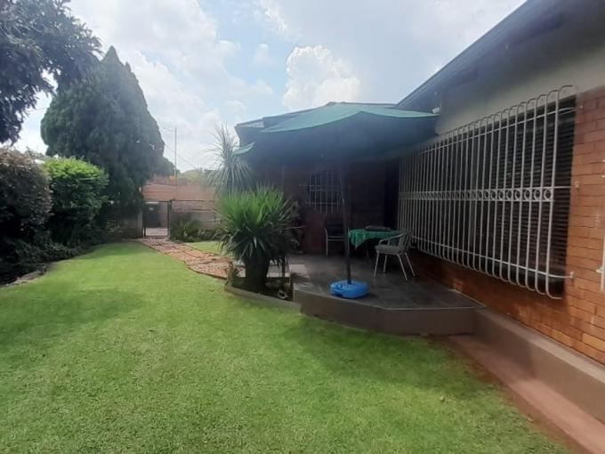 3 Bedroom House for Sale For Sale in Florentia - MR674647