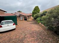  of property in Suideroord