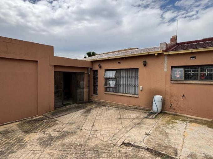 3 Bedroom House for Sale For Sale in The Hill - MR674661