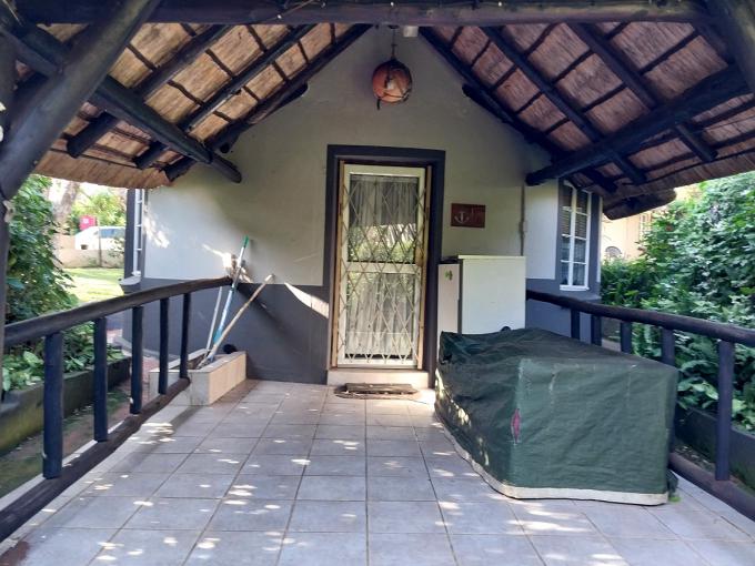 2 Bedroom Sectional Title for Sale For Sale in Hibberdene - MR674685