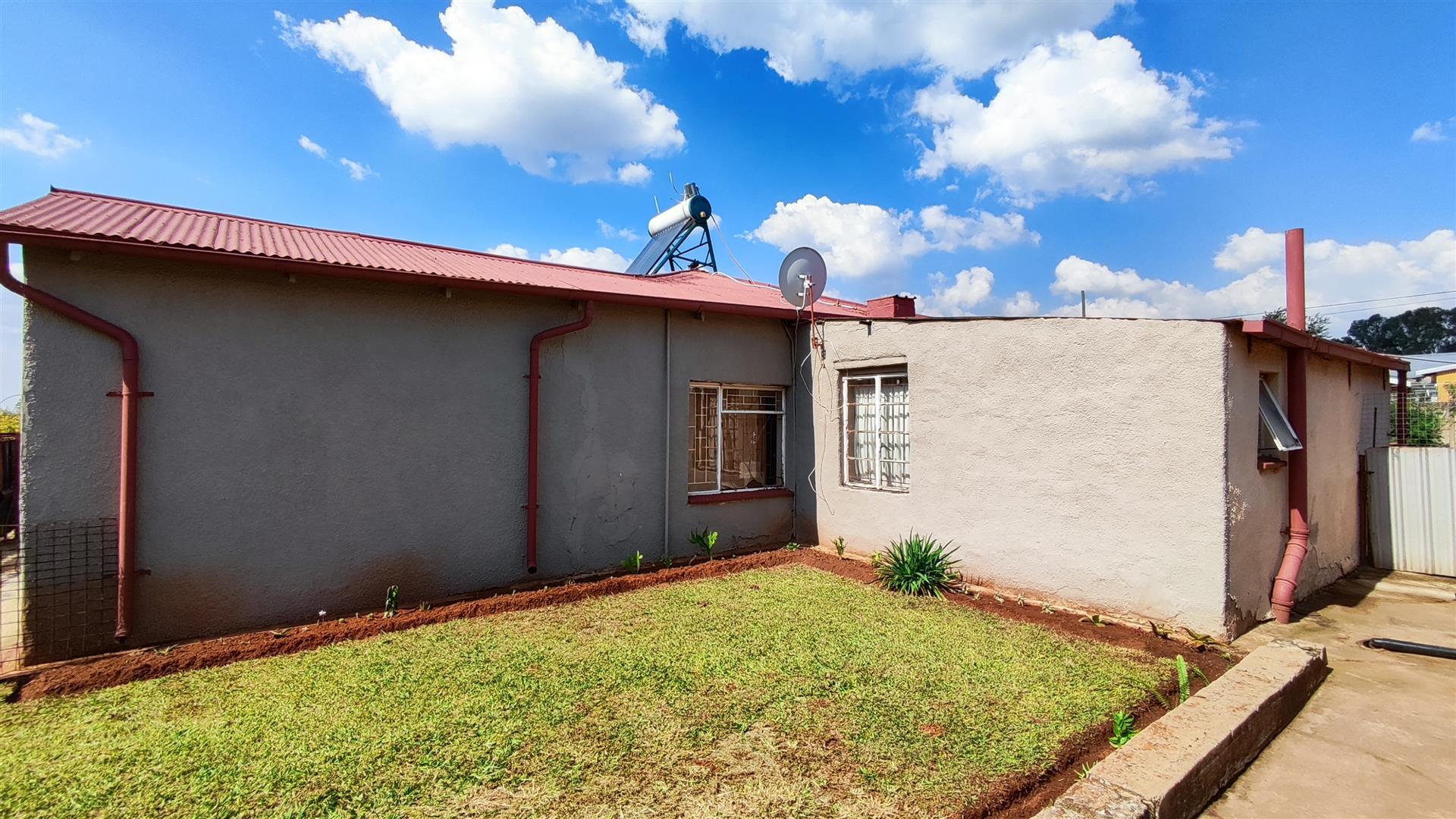 Backyard of property in Rensburg