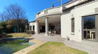 Backyard of property in Maroeladal