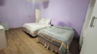 Bed Room 2 of property in Beacon Bay North