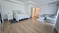 Main Bedroom of property in Beacon Bay North
