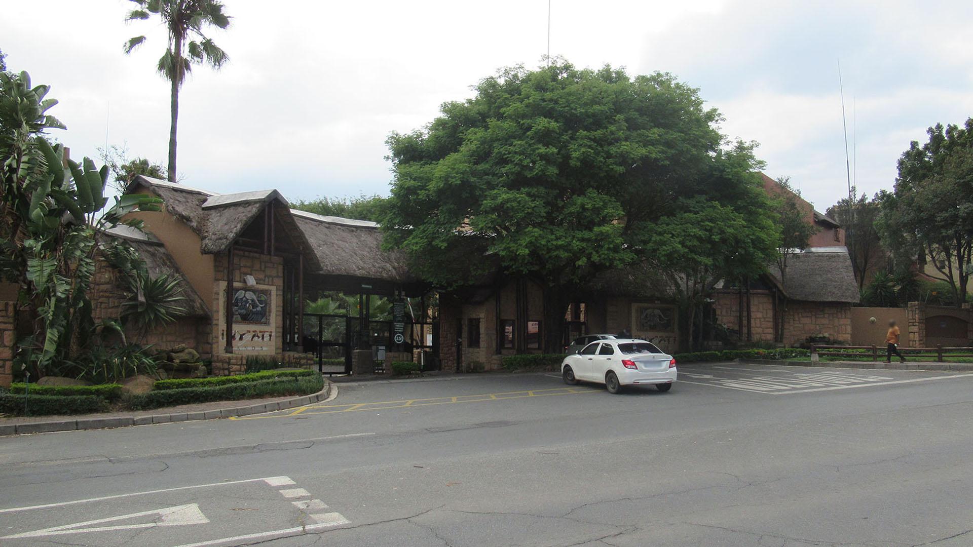 Front View of property in Douglasdale
