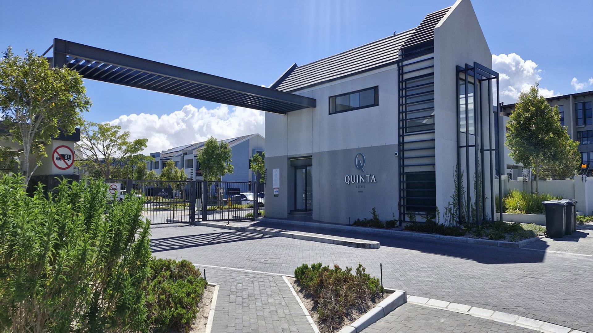 Front View of property in Burgundy Estate