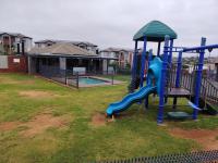 Entertainment of property in Rooihuiskraal North