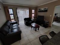 Lounges of property in Rooihuiskraal North