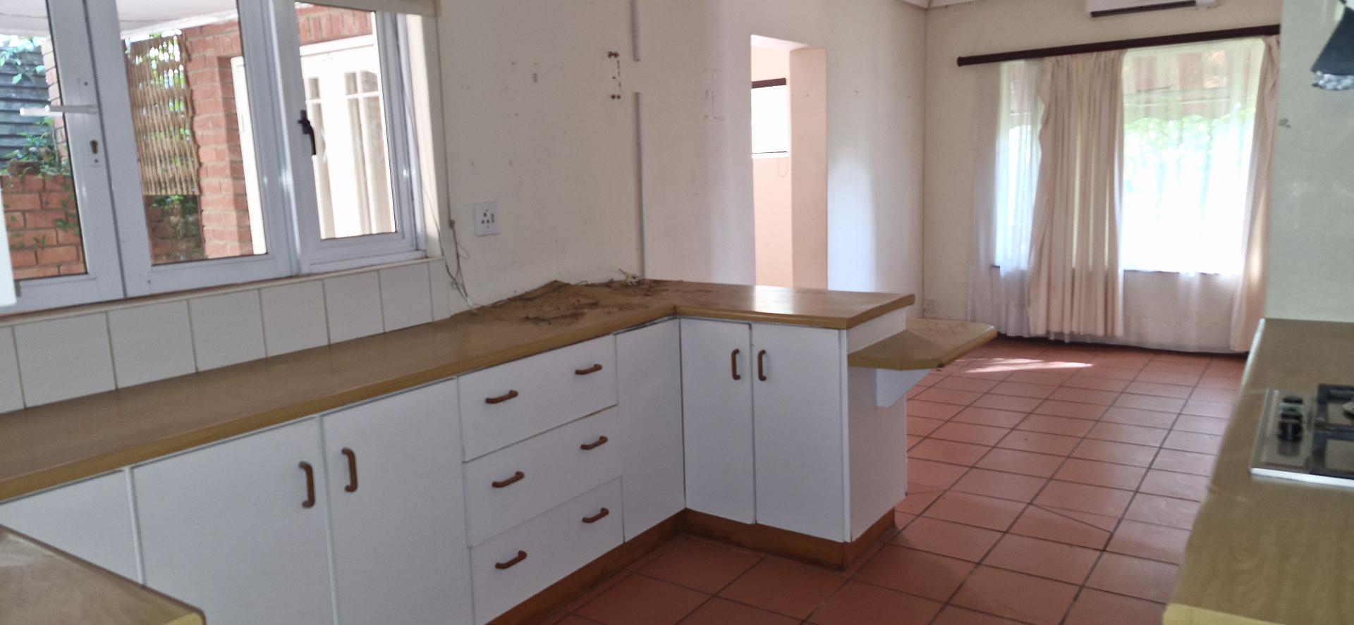 Kitchen of property in Blackridge