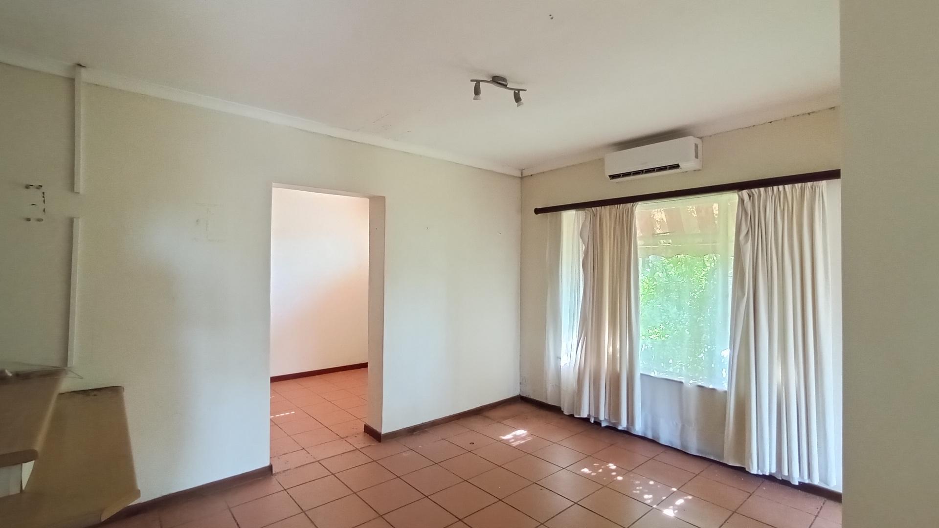 Dining Room - 16 square meters of property in Blackridge