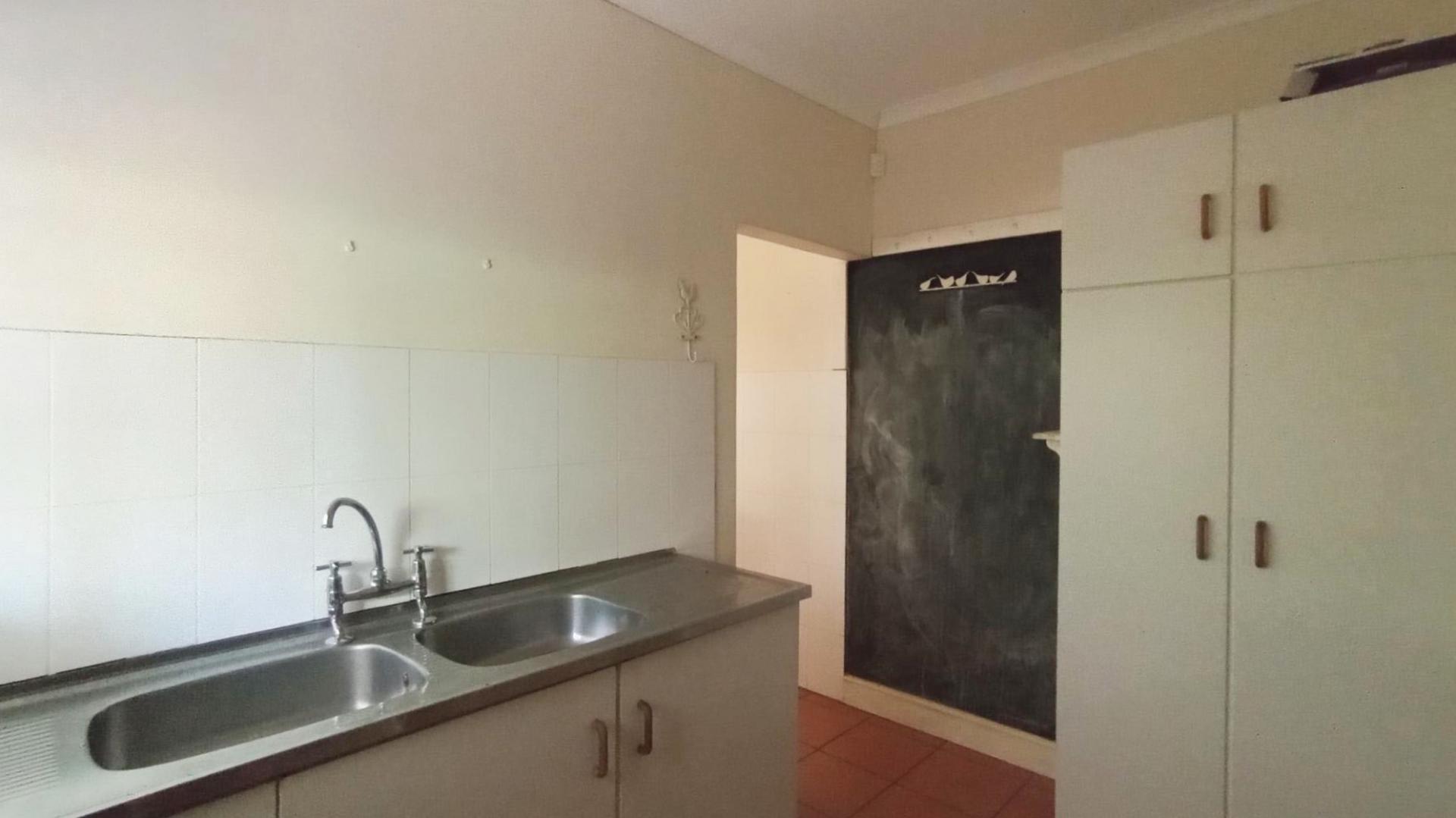 Scullery - 9 square meters of property in Blackridge