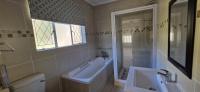 Bathroom 2 of property in Blackridge